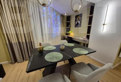 Apartament cu 3 camere decomandat în Central - 2