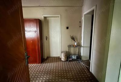 Apartament cu 4 camere decomandat în Central - 3