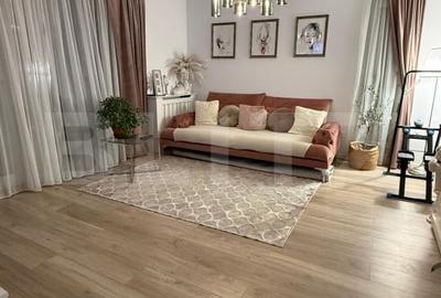 Apartament cu 3 camere decomandat, mobilat în Tractorul - 3