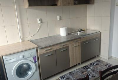 Apartament cu 3 camere semidecomandat în Vărsătura - 15