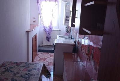 Garsonieră decomandată în Central - 1