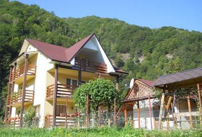 Casă individuală cu 5 camere cu Teren 820 Mp în Malaia - 1