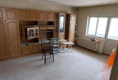 Apartament cu 2 camere decomandat în Central - 1