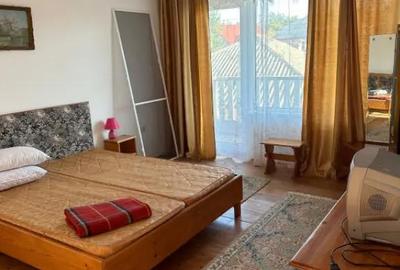 Casă cu 7 camere cu Teren 396 Mp în Eforie