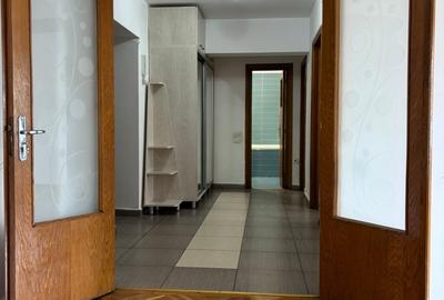 DECEBAL,oportunitate de achizitie in bloc monolit,stradal,vedere Bulevard,metrou - 9