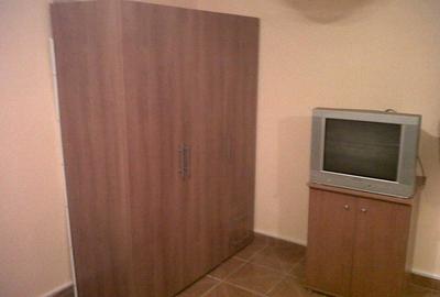 Garsoniera 24mp, etaj intermediar, zona Big - 5