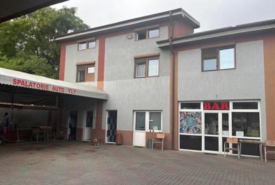 Spalatorie auto, spatii comerciale, b-dul N. Romanescu - 13