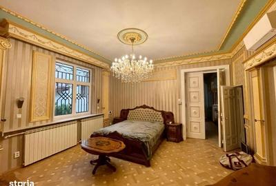 Casă cu 4 camere cu Teren 300 Mp în Dorobanți