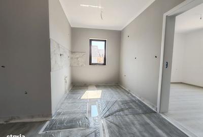 Casă cu 3 camere cu Teren 200 Mp în Central - 10
