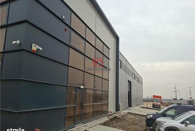 Spațiu comercial, de 1,300 mp, în Industriilor - 18