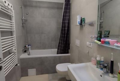 Apartament cu 2 camere decomandat în Exterior Vest