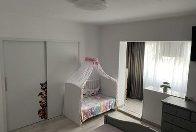Apartament cu 3 camere decomandat în Exterior Vest - 4