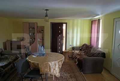 Casa individuala 143 mp, 36 ari teren, localitatea Piatra - 3