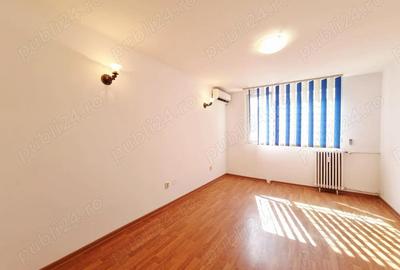 Garsoniera Tiglina 1 str. Brailei etaj 1 pt birou