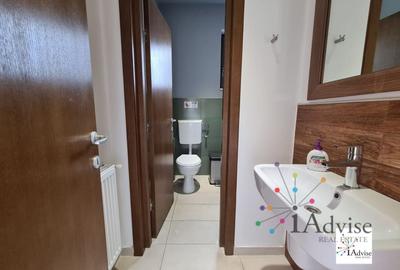 Casă individuală cu 12 camere cu Canalizare în Fundata - 55