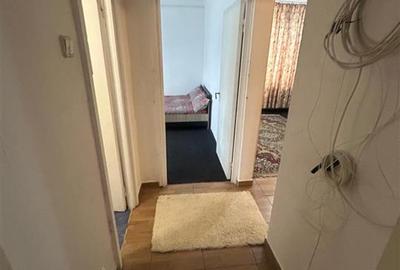 Apartament cu 3 camere decomandat în Alexandru cel Bun - 8