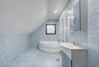 Casă cu Canalizare în Măneciu - 11