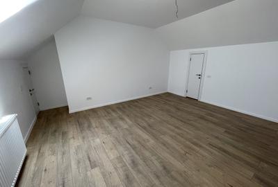 Casă cu 5 camere cu Teren 480 Mp în Domnești - 18