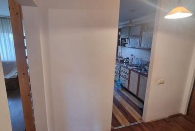 Faleza nord-apartament 4 camere decomandat cu gaze - 4