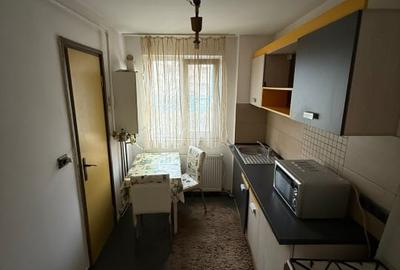 Apartament 2 camere, etaj 1,  balcon, baie cu geam – zona excelenta Sasar - 4