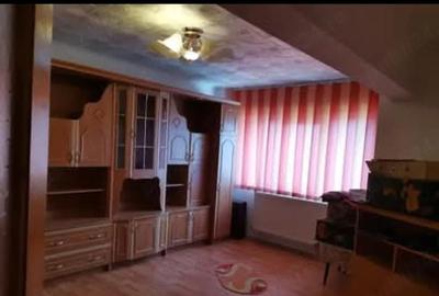 Apartament cu 2 camere decomandat în Central - 4