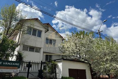 Casă cu 5 camere cu Teren 420 Mp în Frații Golești - 9
