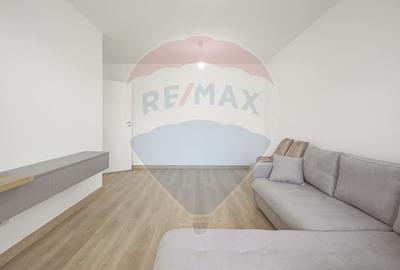 Apartament cu 3 camere decomandat, mobilat în Tractorul - 6