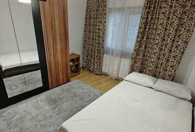 Apartament cu 3 camere decomandat în Mofleni - 2