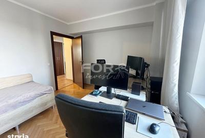 Apartament cu 3 camere decomandat în Orașul Nou - 2