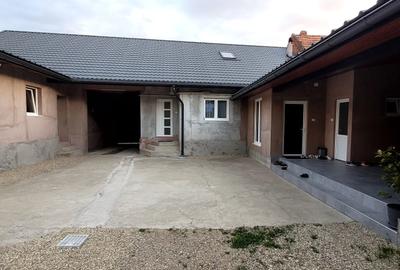 Casă cu 4 camere în Var - 2