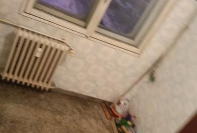 Apartament cu 3 camere decomandat în Titan - 17