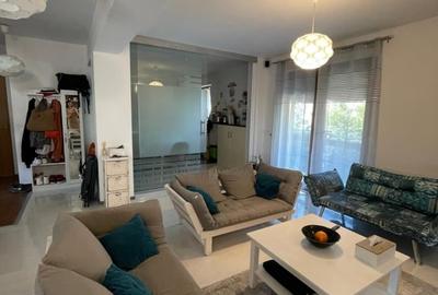 Duplex cu 3 camere în Boreal