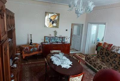 Casă cu Teren 919 Mp în Central - 5