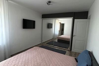 Apartament cu 4 camere decomandat în Petrești - 1