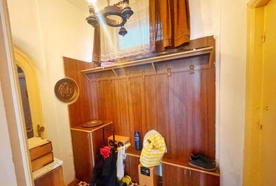 Universitate l 4 Camere l Zona Linistita Universitate l 4 Camere l Zona Linistita - 4