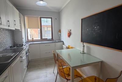 Apartament cu 2 camere semidecomandat, mobilat în Florești - 2