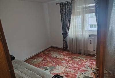 Apartament cu 4 camere decomandat în Ștrand - 6