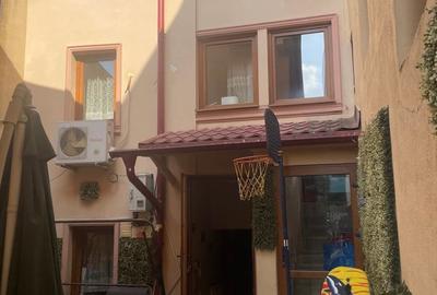 Casă cu 2 camere în Central - 1
