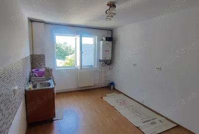 Apartament cu 2 camere în Oltenița - 2
