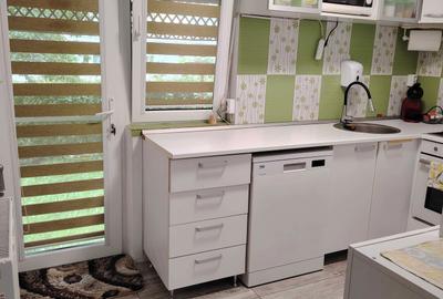 Apartament cu 3 camere semidecomandat în Central - 7