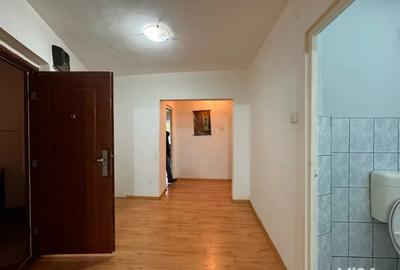 Ap.4 camere etj 1 b-dul Decebal - 10