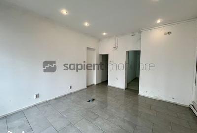 Spațiu comercial, de 32 mp, în Central - 3