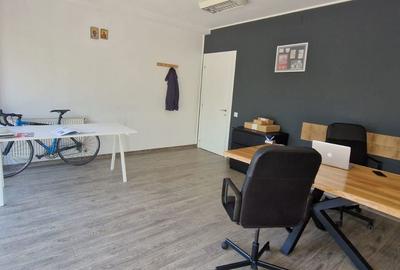 Spațiu comercial, de 40 mp, în Militari