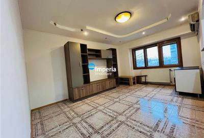 Apartament cu 3 camere decomandat în Păcurari - 1