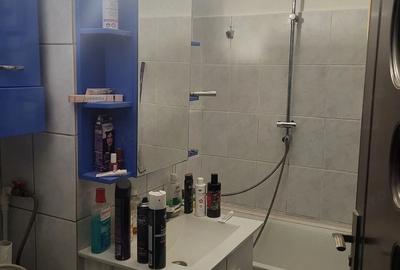 Apartament cu 2 camere decomandat în Eroii Revoluției