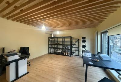 Spațiu comercial, 180 mp în Dacia - 2