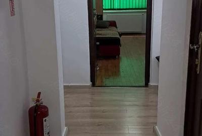 Spațiu comercial, de 55 mp, în Central - 6