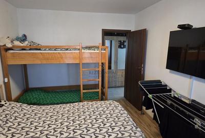 Apartament cu 2 camere semidecomandat, mobilat în Sud - 10