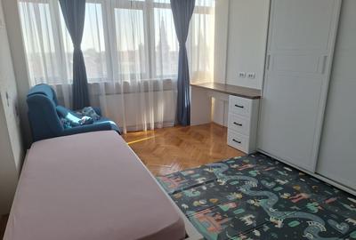 Proprietar Ultracentral 3 camere renovat priveliste superba - 10