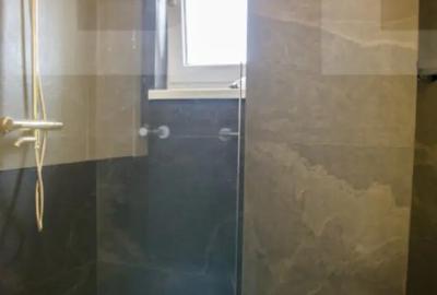 Apartament cu 3 camere decomandat în Central - 13